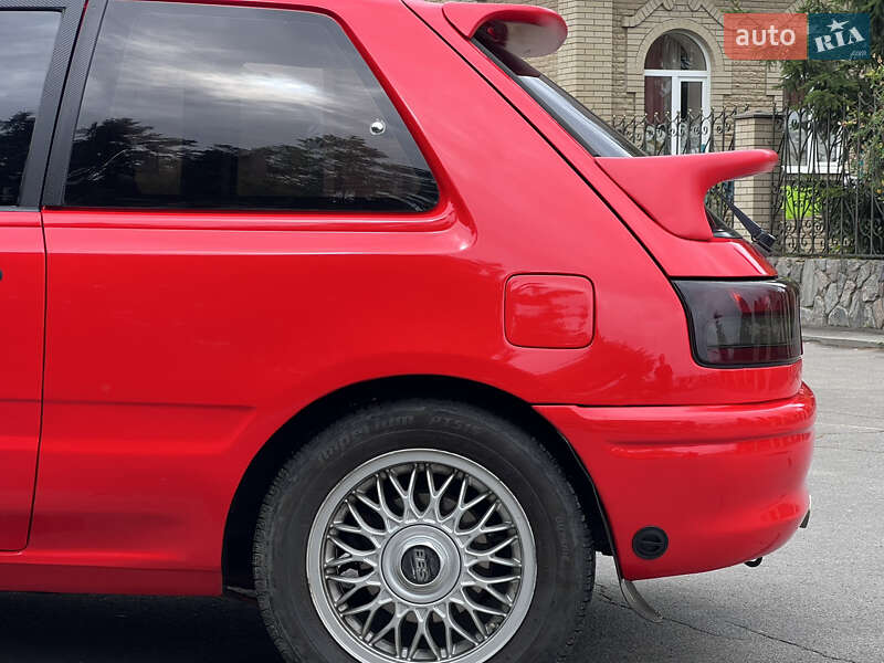 Хэтчбек Mazda 323 1993 в Харькове