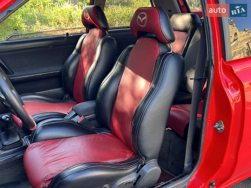 Хэтчбек Mazda 323 1993 в Харькове