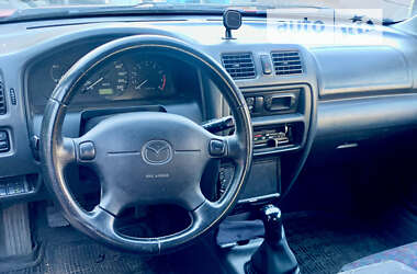 Хетчбек Mazda 323 1997 в Харкові