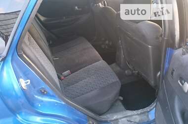 Хэтчбек Mazda 323 2002 в Буштыне