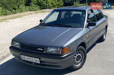 Седан Mazda 323 1991 в 