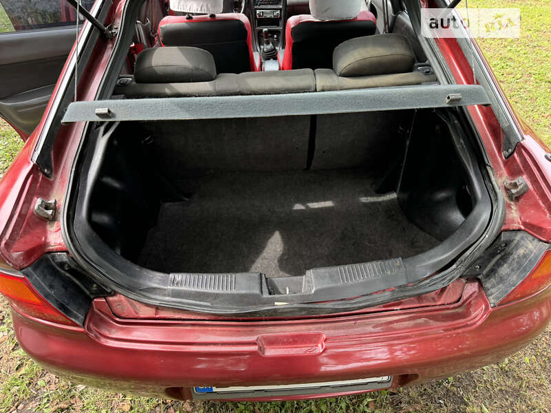 Седан Mazda 323 1996 в Ходорове