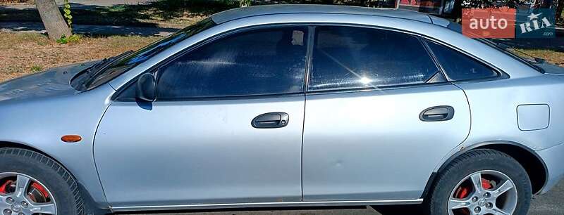 Седан Mazda 323 1997 в Южноукраинске