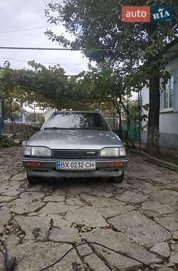 Хэтчбек Mazda 323 1988 в Каменец-Подольском