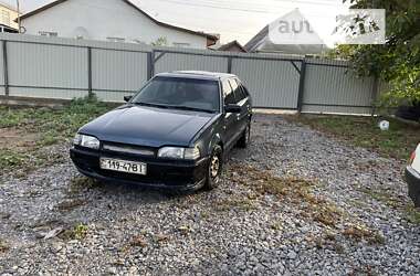 Хетчбек Mazda 323 1988 в Жмеринці