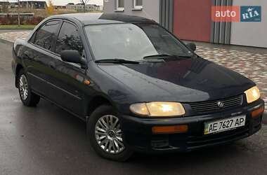 Седан Mazda 323 1996 в Дніпрі