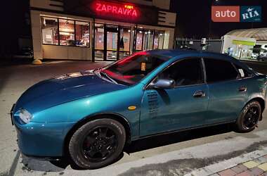 Хетчбек Mazda 323 1995 в 