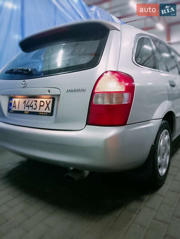 Хэтчбек Mazda 323 2001 в Киеве