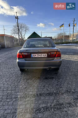 Седан Mazda 323 1995 в Коростышеве