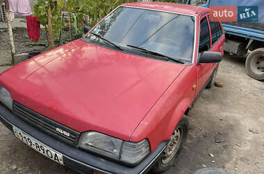 Хетчбек Mazda 323 1988 в Сараті