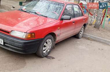 Седан Mazda 323 1992 в Житомире