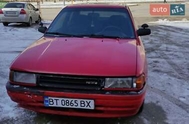 Седан Mazda 323 1990 в Харькове