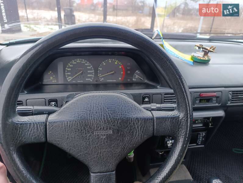 Хэтчбек Mazda 323 1992 в Киеве фото 21 Хэтчбек Mazda 323 1992 в Киеве