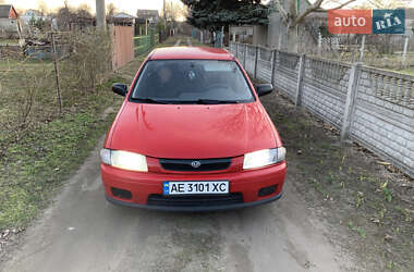 Седан Mazda 323 1997 в 