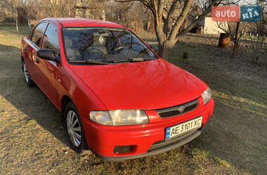 Седан Mazda 323 1997 в 