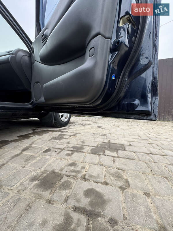 Седан Mazda 323 1997 в Одессе фото 16 Седан Mazda 323 1997 в Одессе