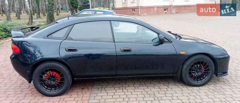 Хэтчбек Mazda 323 1995 в Виннице
