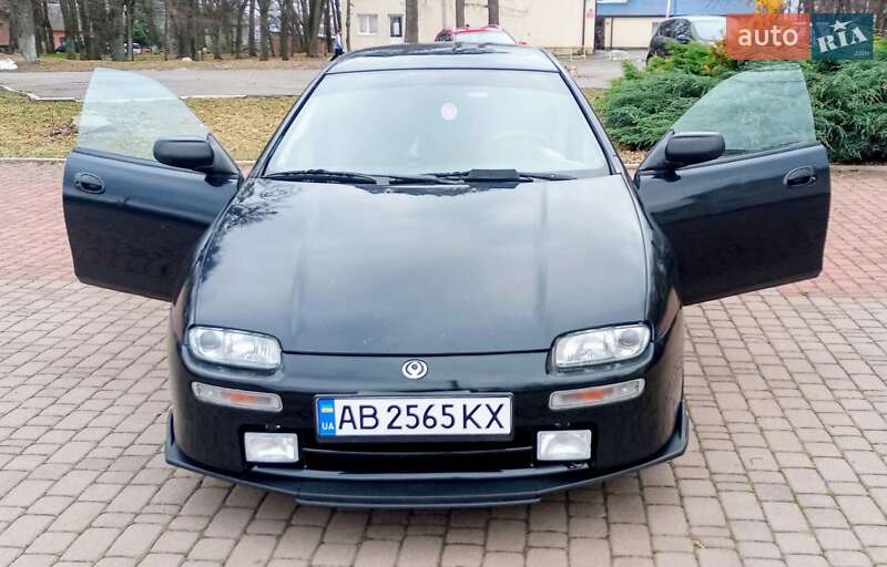 Хэтчбек Mazda 323 1995 в Виннице