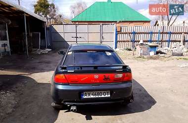 Хэтчбек Mazda 323 1998 в 