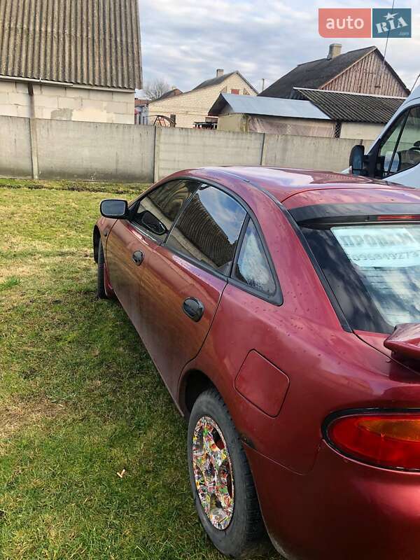 Хэтчбек Mazda 323 1997 в Камне-Каширском