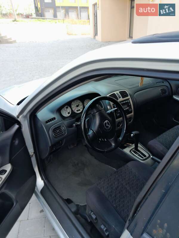 Хэтчбек Mazda 323 2001 в Тернополе