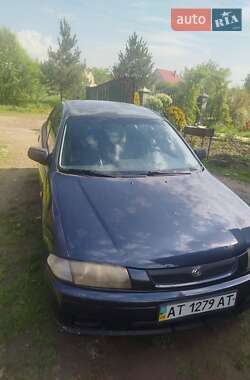 Седан Mazda 323 1997 в 