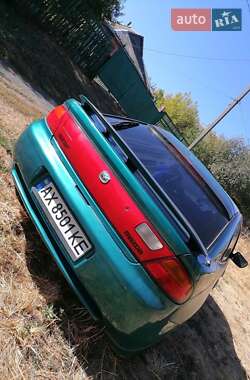 Седан Mazda 323 1998 в Краснограді