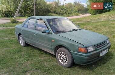 Седан Mazda 323 1990 в Сумах