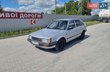 Хэтчбек Mazda 323 1987 в Кременце