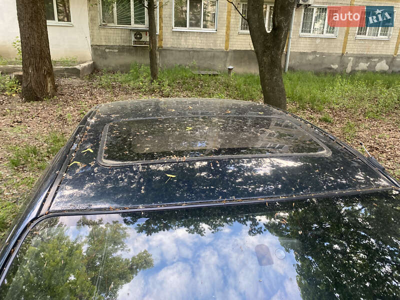 Седан Mazda 323 1995 в Києві