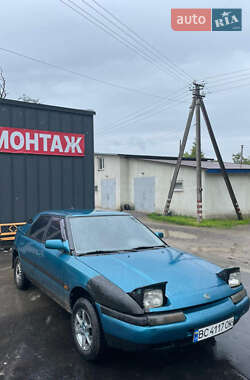 Хэтчбек Mazda 323 1992 в 