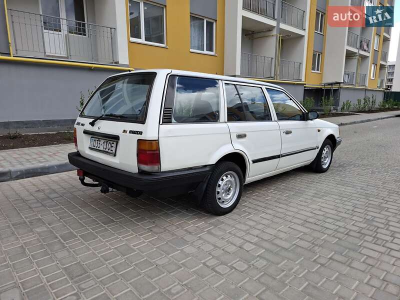 Универсал Mazda 323 1987 в Одессе