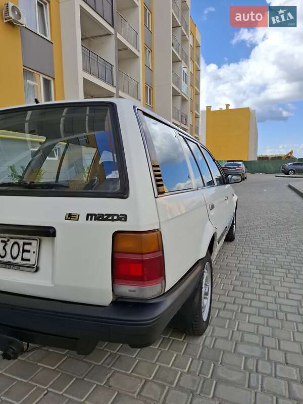 Универсал Mazda 323 1987 в Одессе