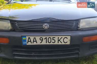 Седан Mazda 323 1995 в Киеве