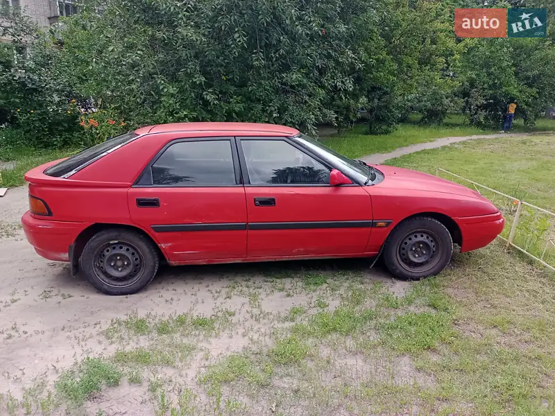 Mazda 323 1992