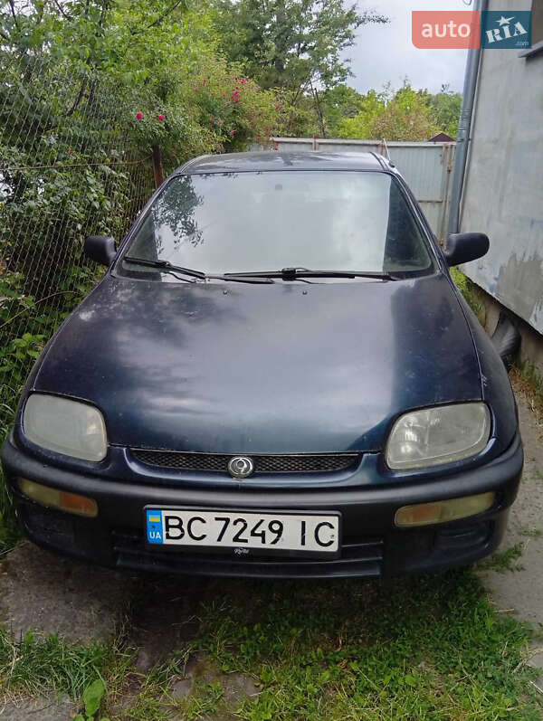 Хэтчбек Mazda 323 1997 в 