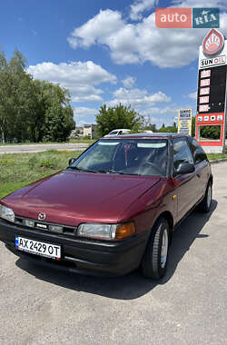 Хэтчбек Mazda 323 1990 в 