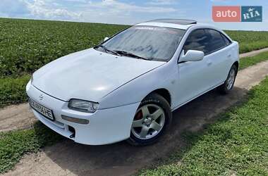 Хэтчбек Mazda 323 1995 в 