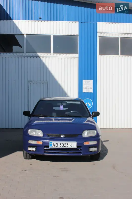 Mazda 323 1995