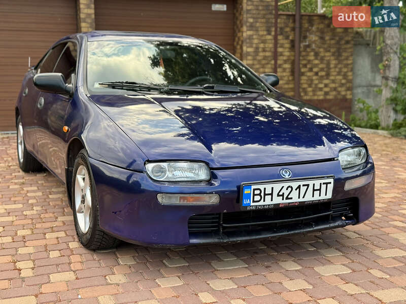 Mazda 323 1995