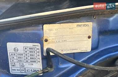 Седан Mazda 323 1991 в 