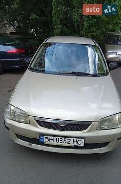 Седан Mazda 323 1999 в 