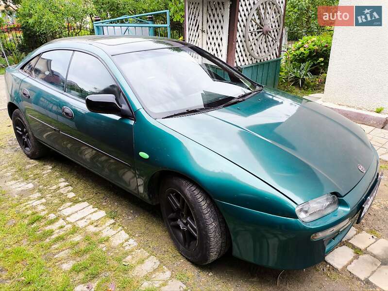 Хэтчбек Mazda 323 1996 в Глыбокой