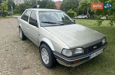 Седан Mazda 323 1989 в 