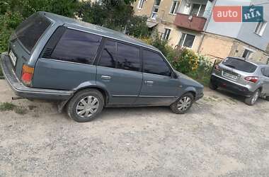 Універсал Mazda 323 1989 в 