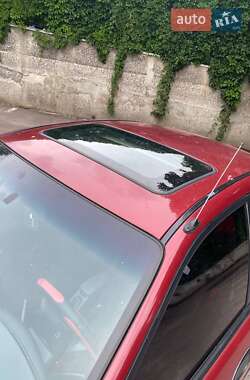 Седан Mazda 323 1996 в 