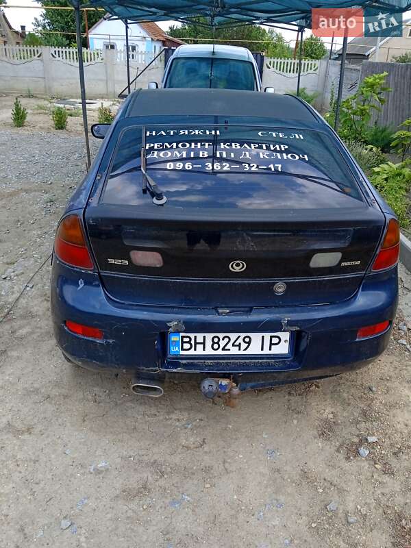 Хэтчбек Mazda 323 1994 в Одессе