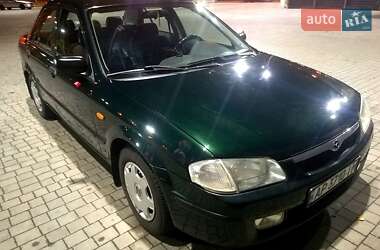 Седан Mazda 323 1998 в Запорожье