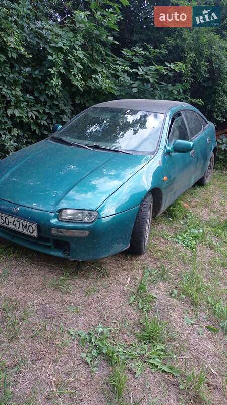 Хэтчбек Mazda 323 1995 в Ивано-Франковске