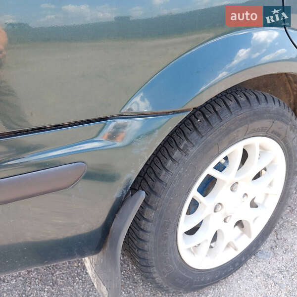 Седан Mazda 323 1998 в Вінниці фото 10 Седан Mazda 323 1998 в Вінниці